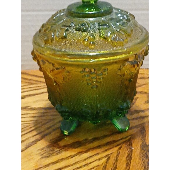 Vintage Jeannette Glass Ombre Amber Green Grape Pattern footed candy dish - Picture 3 of 16
